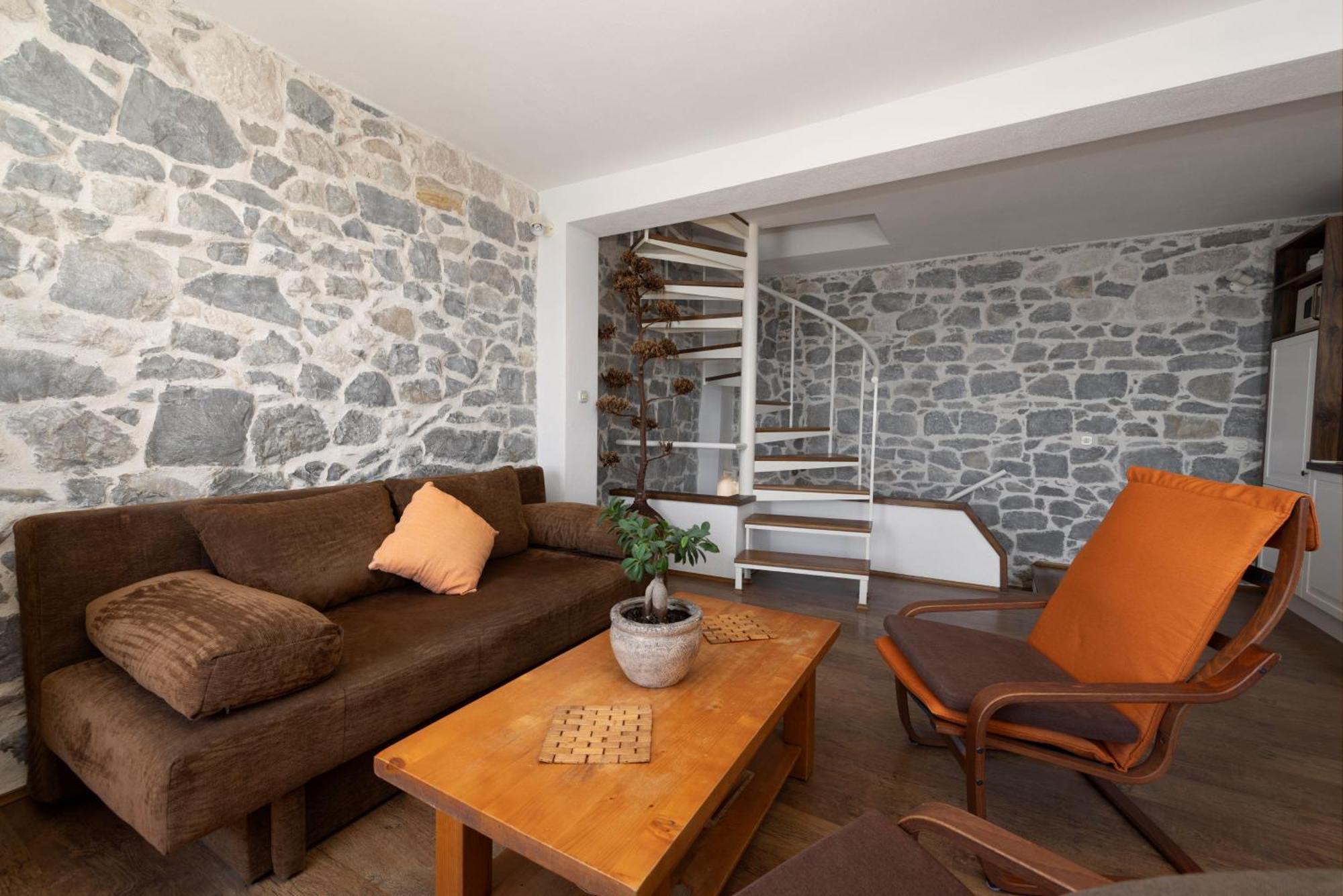 Jasminka Apartments Подгора Экстерьер фото